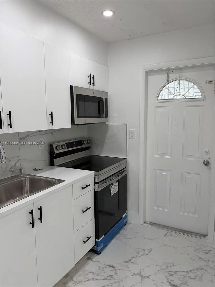 Photo of Listing #A11985582