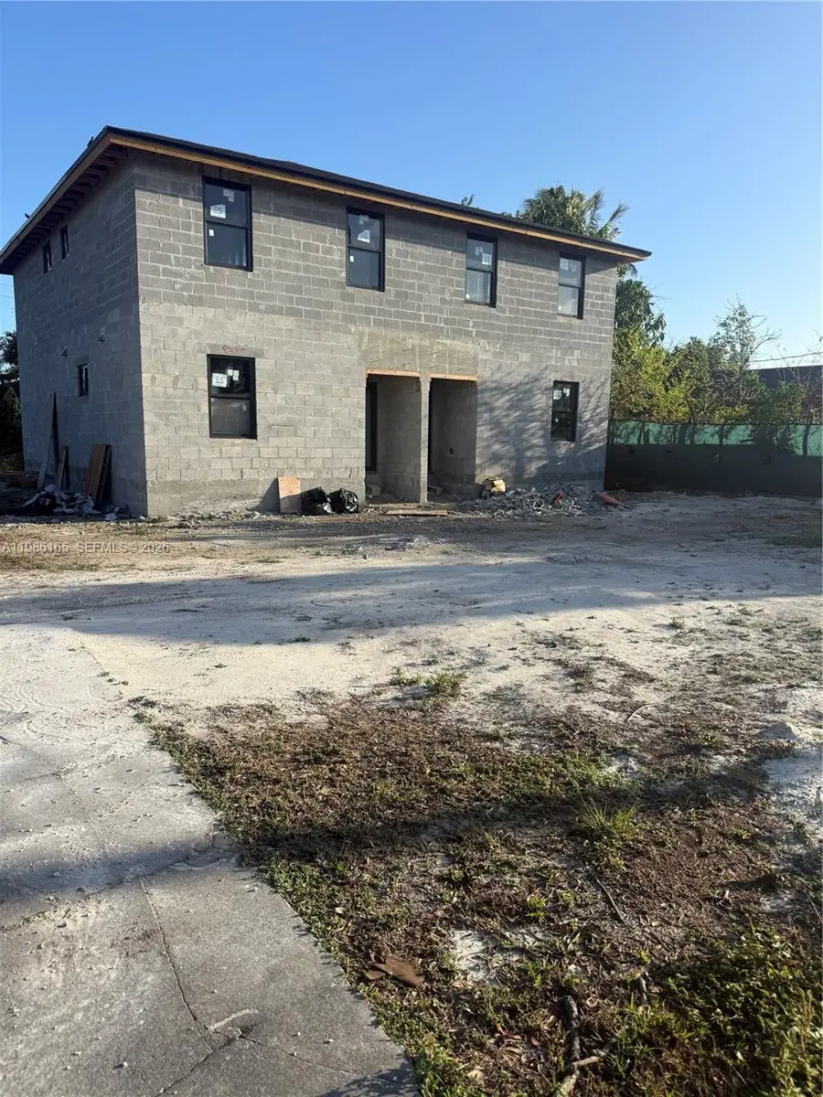 Photo of Listing #A11986165