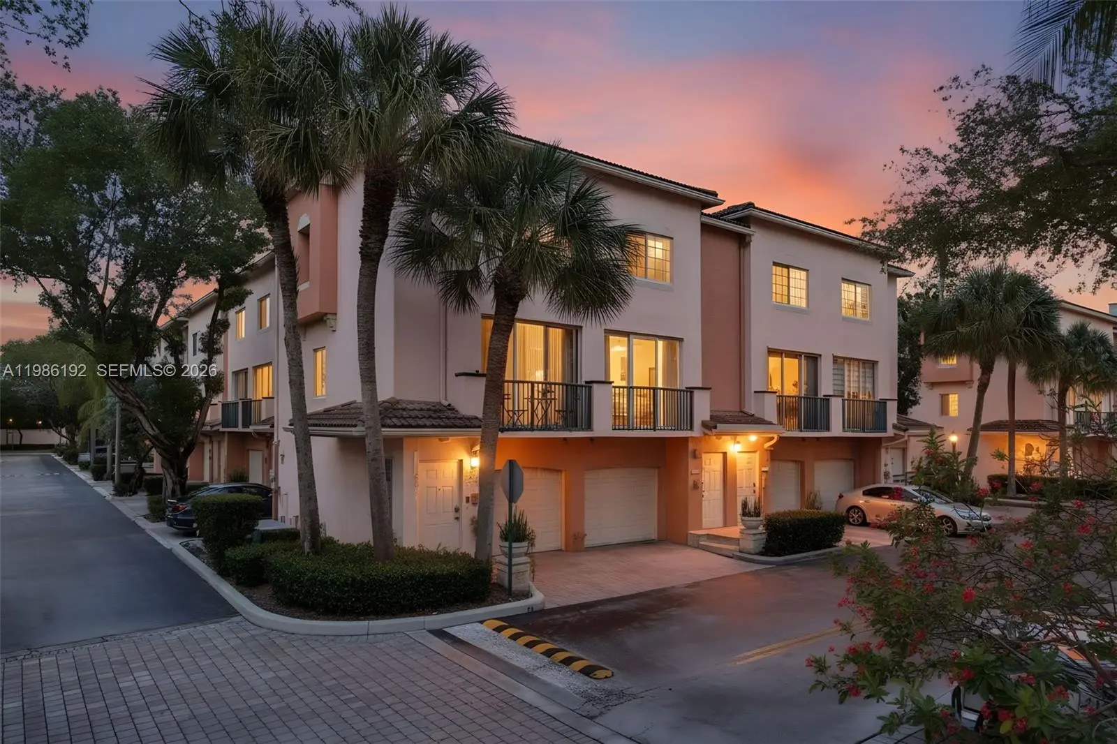 Photo of Listing #A11986192