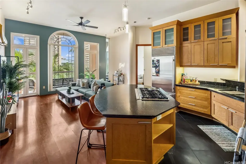 427 Launiu Street # 504, Honolulu