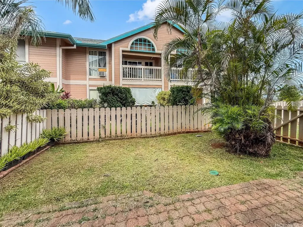 94-870 Lumiauau Street # T106, Waipahu