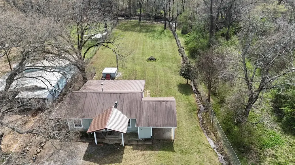 1368 Main Street, Clarksville