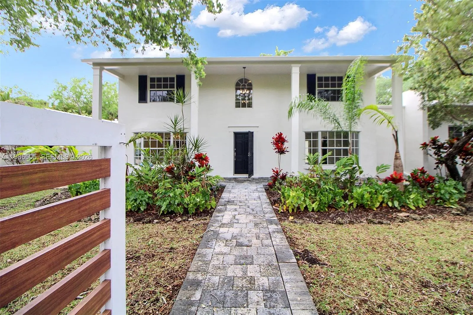 Photo of Listing #A11986505