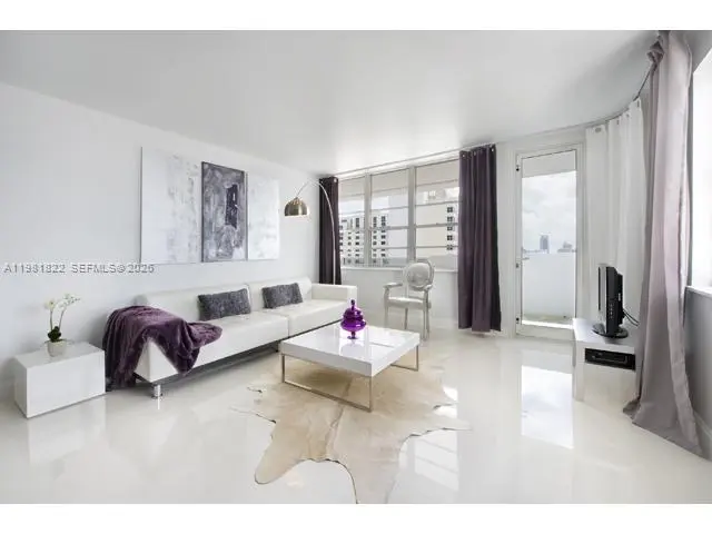 Photo of Listing #A11981822