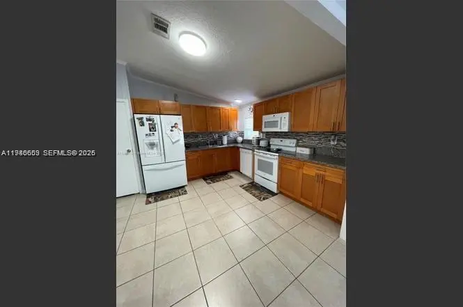 2 of 18 - 19800 Sw 180 Th Avenue #lot 588, Miami, FL