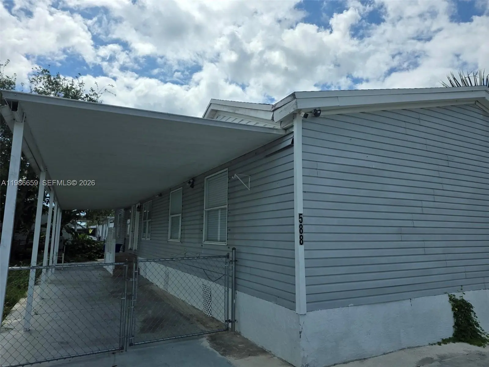 4 of 18 - 19800 Sw 180 Th Avenue #lot 588, Miami, FL