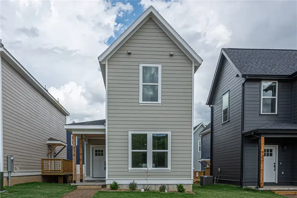 3155 W Tulsa Street, Fayetteville
