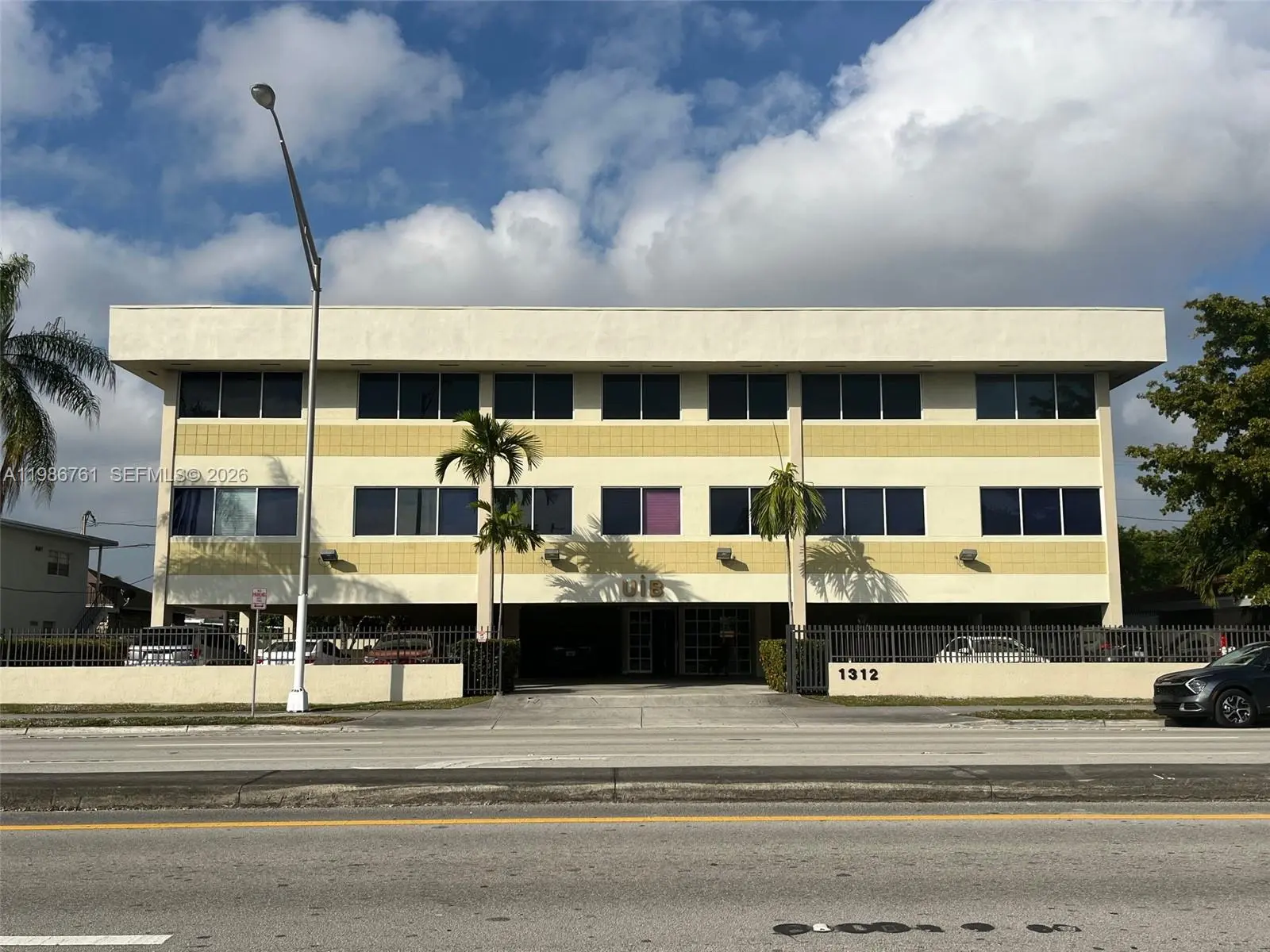 Photo of Listing #A11986761