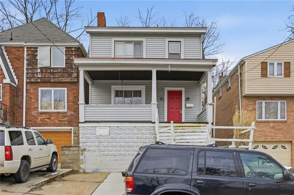 133 Pentland Avenue , Brentwood