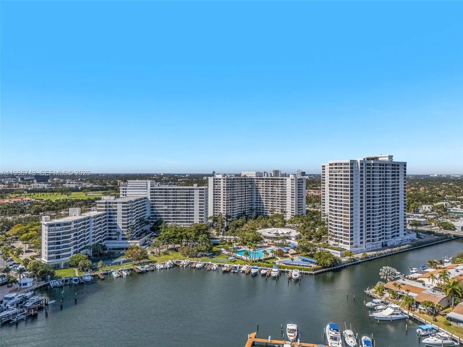 Photo of Listing #A11986743