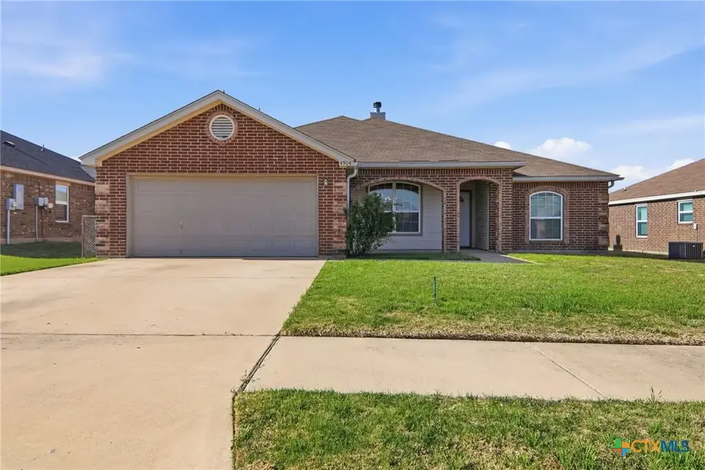 4504 The Searchers Drive, Killeen