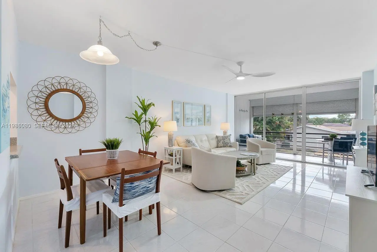 Photo of Listing #A11986080