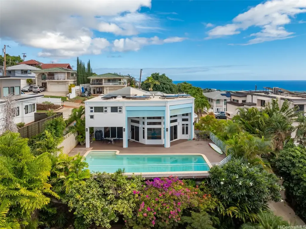 1740 Mikahala Way, Honolulu