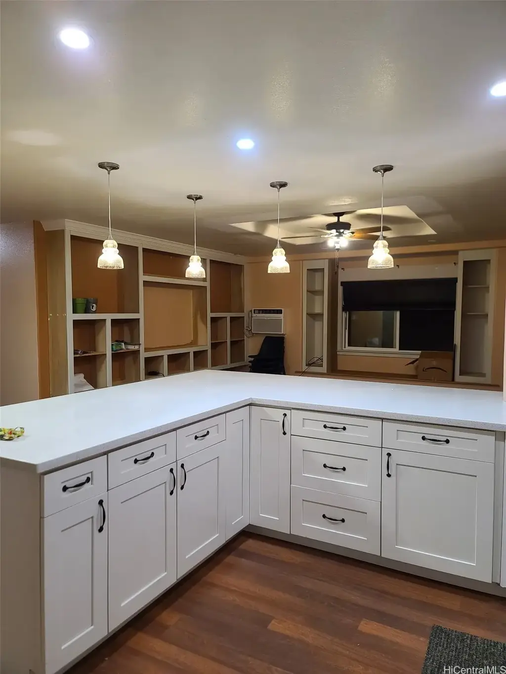 94-450 Awamoi Street, Waipahu