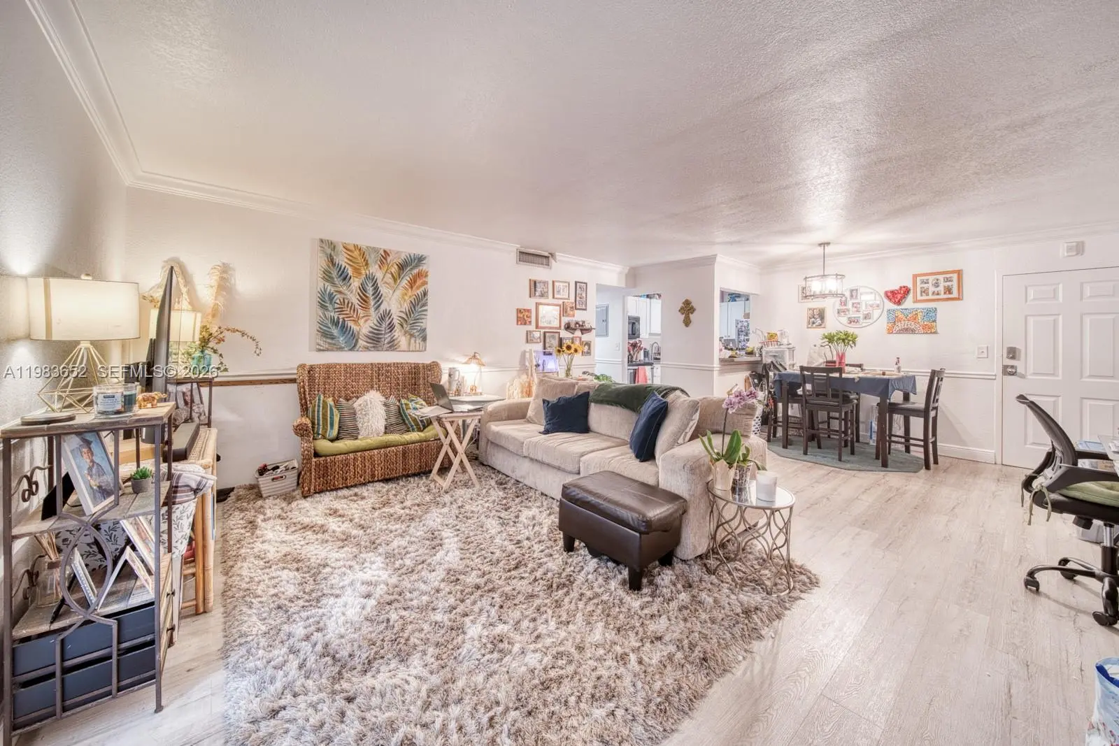 Photo of Listing #A11983652