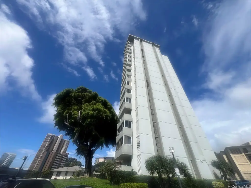 (unit #1104) 1400 Pensacola Street, Honolulu
