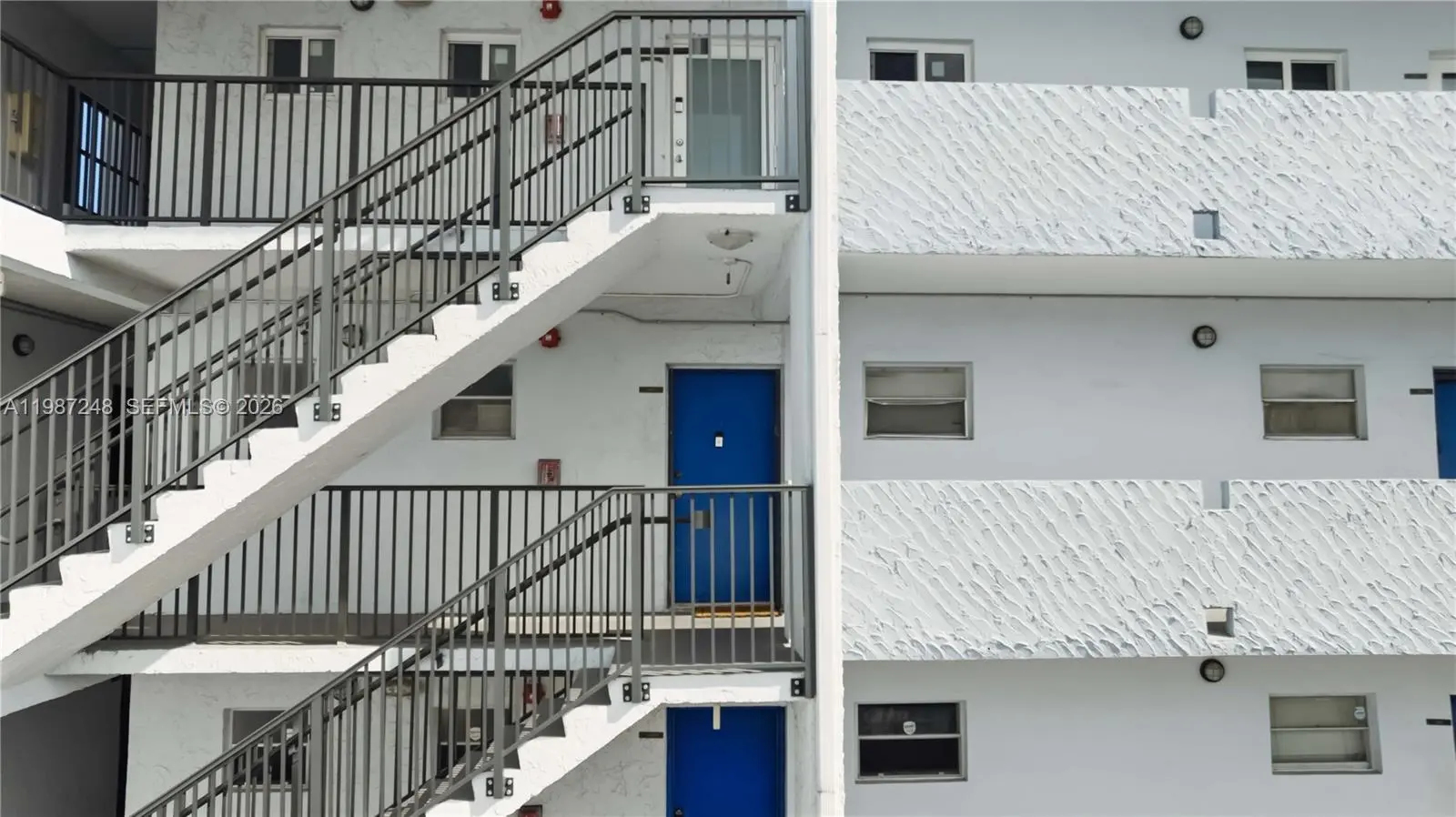 Photo of Listing #A11987248