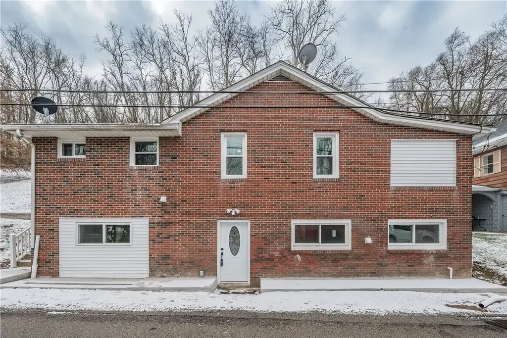 665 Allison Hollow Road , Chartiers