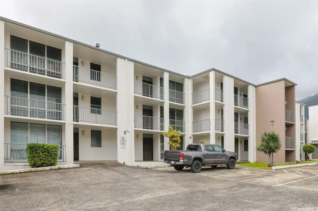 45-697 Kamehameha Highway # 112, Kaneohe