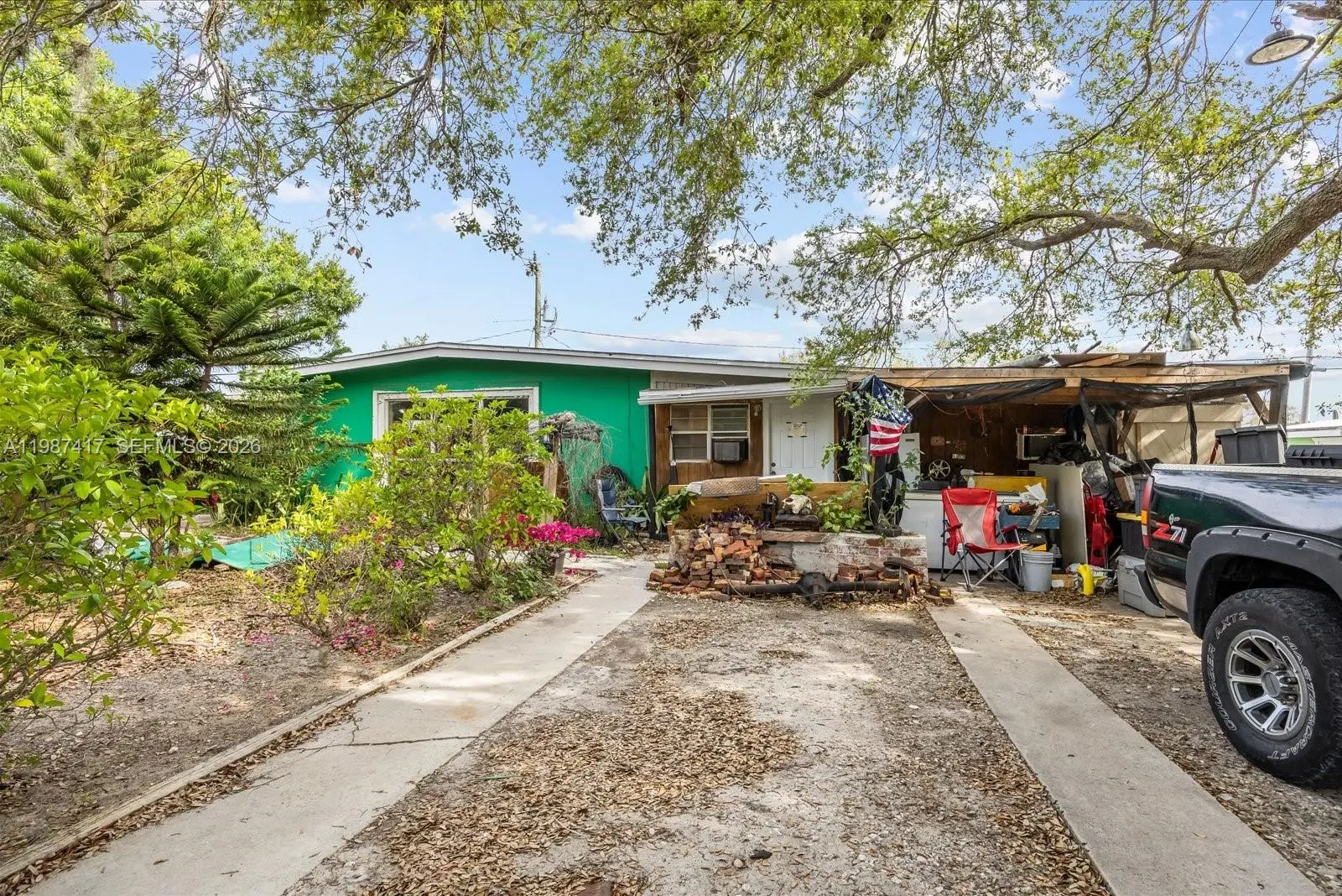 Photo of Listing #A11987417