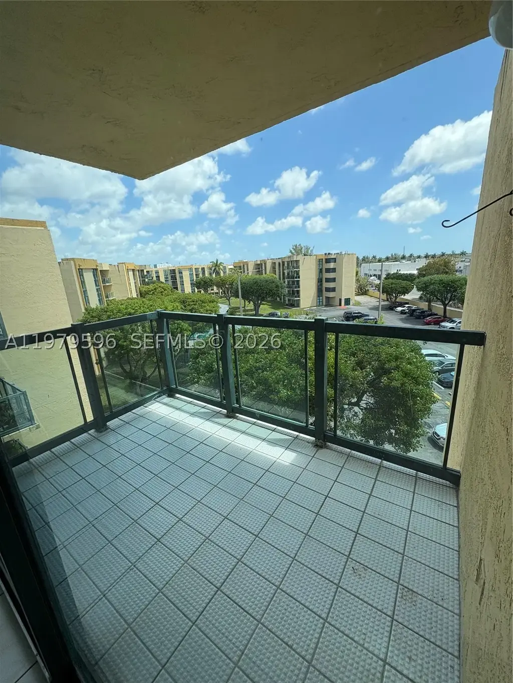 11800 Sw 18th St 517-4, Miami