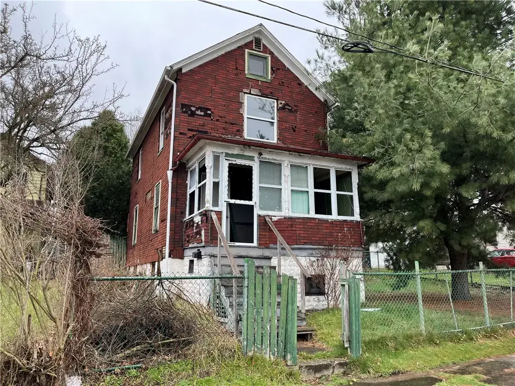 802 Wallis Avenue , Farrell