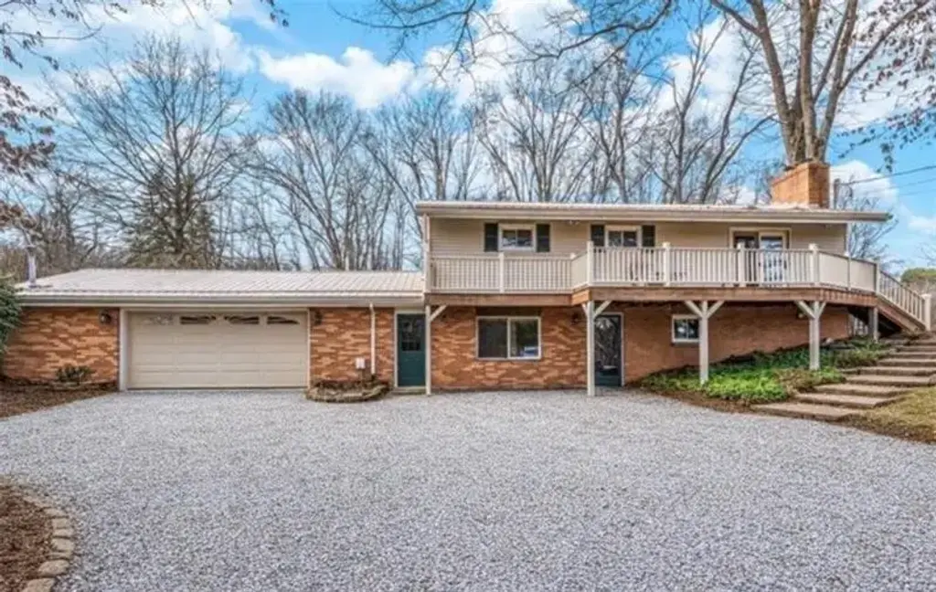 679 Latonka Drive, Coolspring