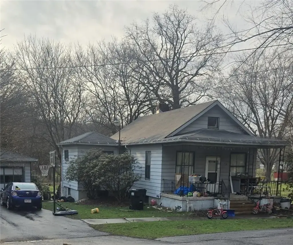 2102 Hermitage Road , Hermitage