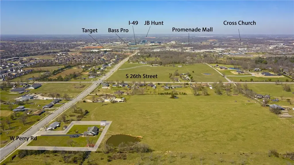 2449 W Perry Road, Rogers