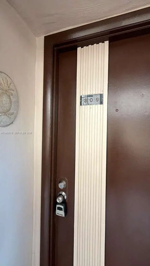 Photo of Listing #A11988078