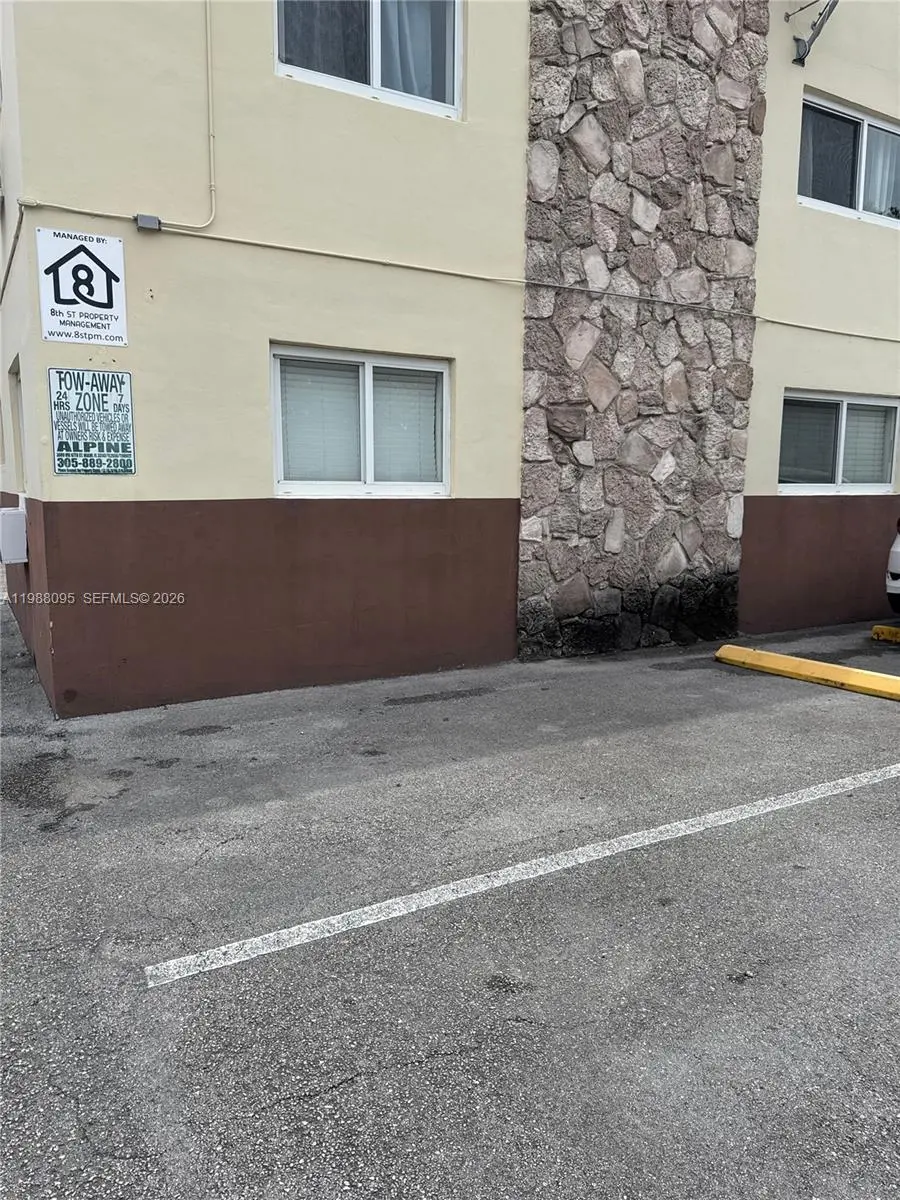 Photo of Listing #A11988095