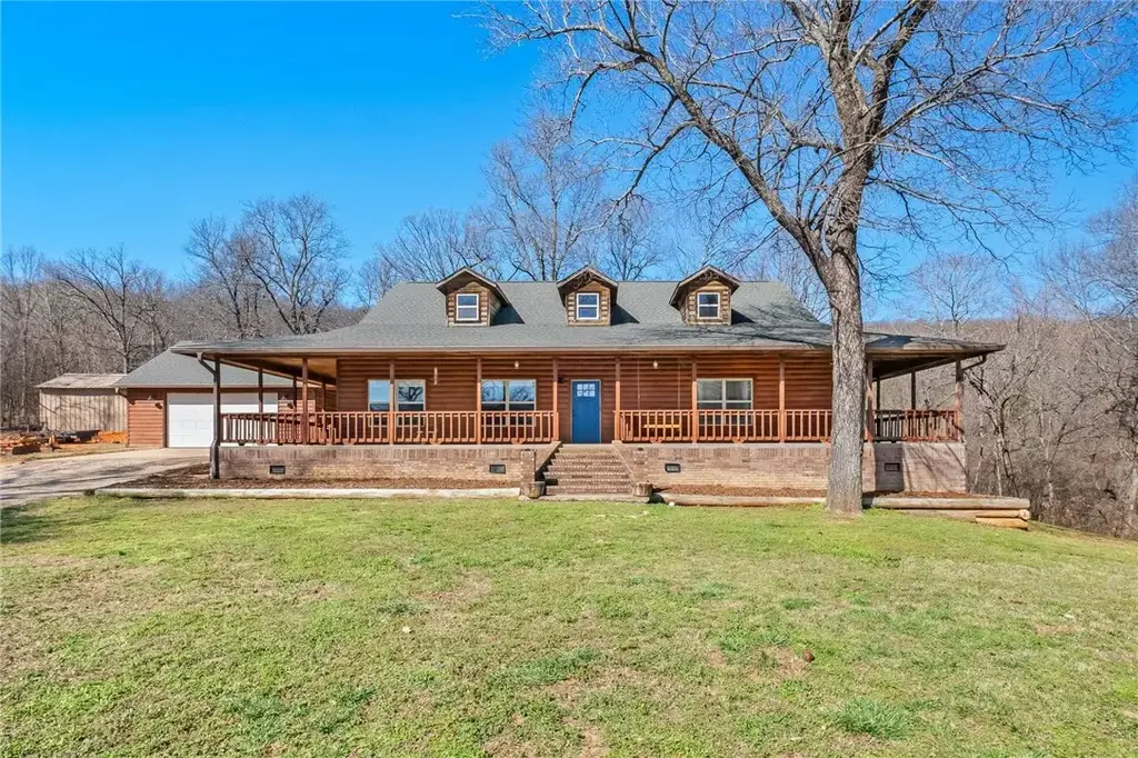 14955 Greasy Valley Road, Prairie Grove