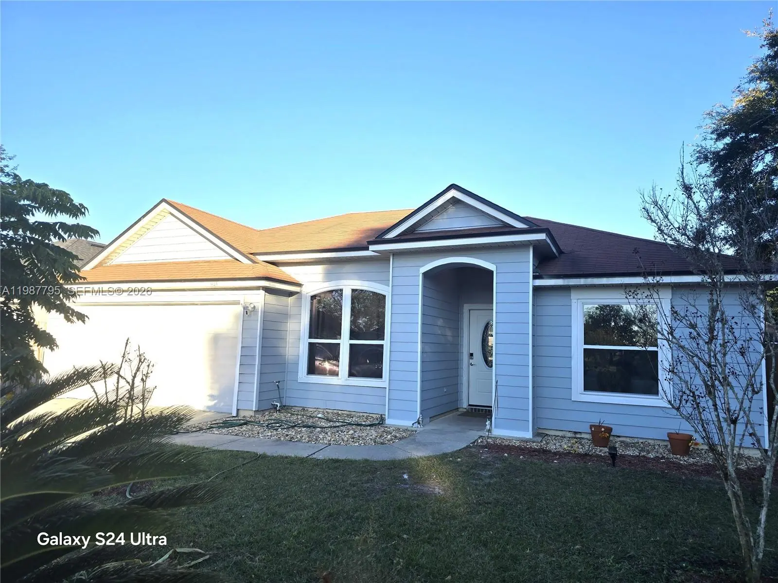 Photo of Listing #A11987795