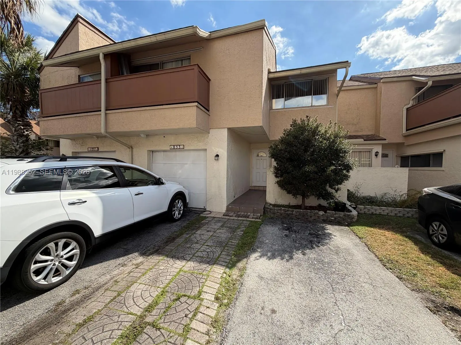 Photo of Listing #A11988252