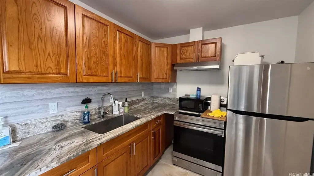 1594 Wailele Street # Downstairs-c, Honolulu