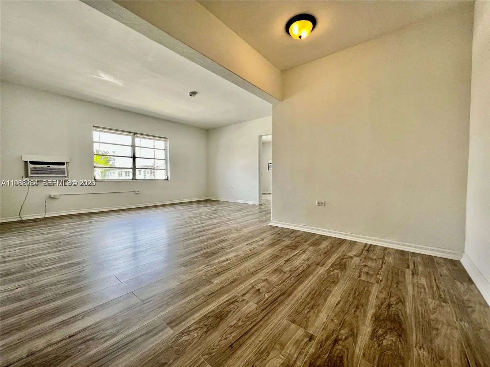 Photo of Listing #A11988284