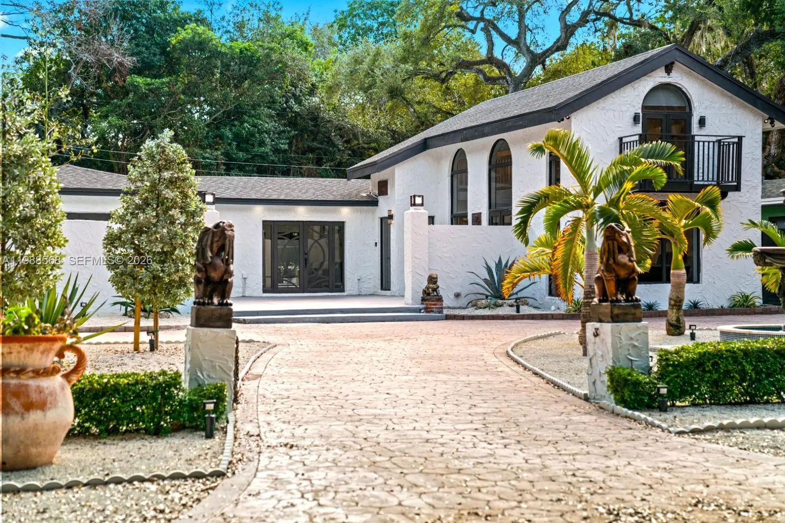 Photo of Listing #A11988568