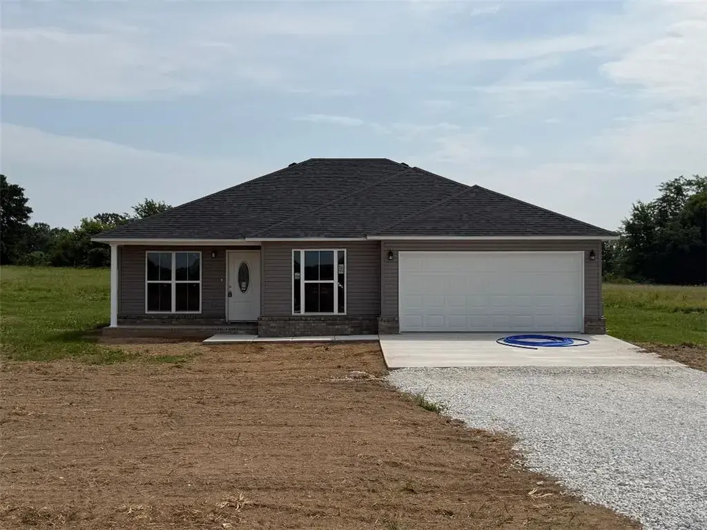 186 Stella Court, Harrison
