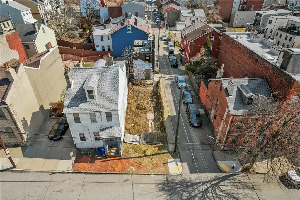 110 Alpine Avenue , Central North Side