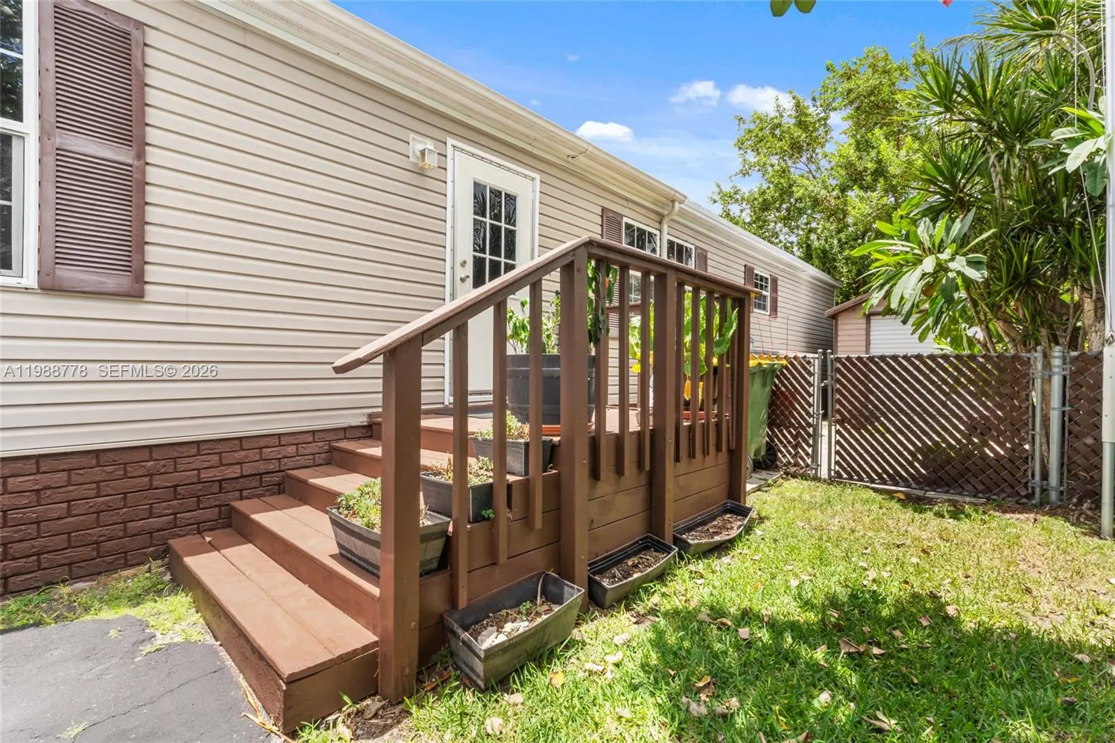 2 of 7 - 220 Ne 12th Avenue #165, Homestead, FL