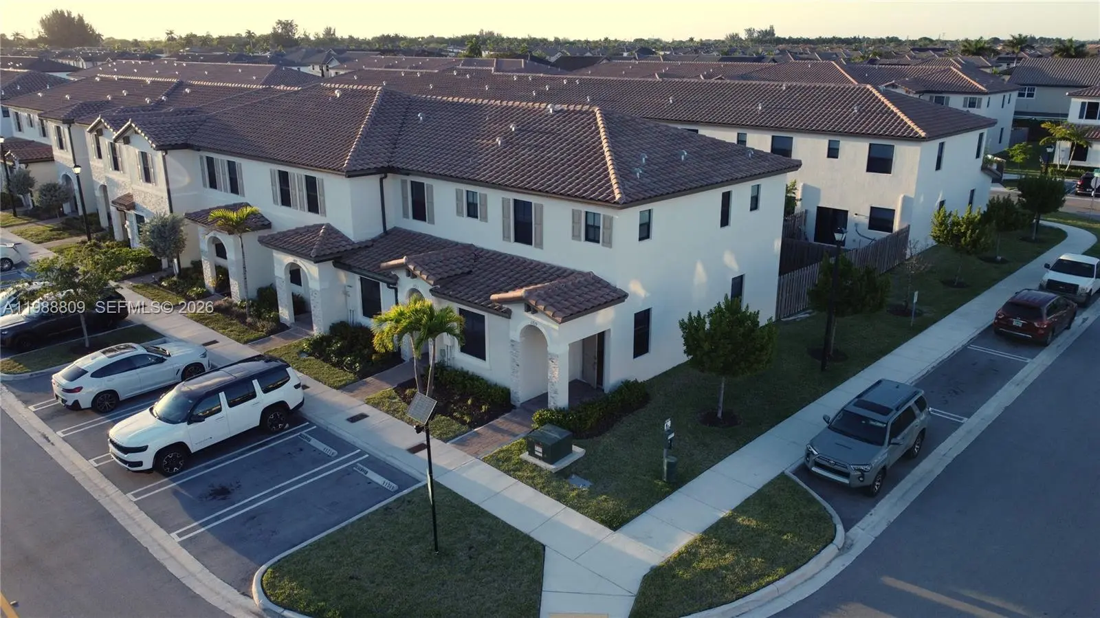 Photo of Listing #A11988809