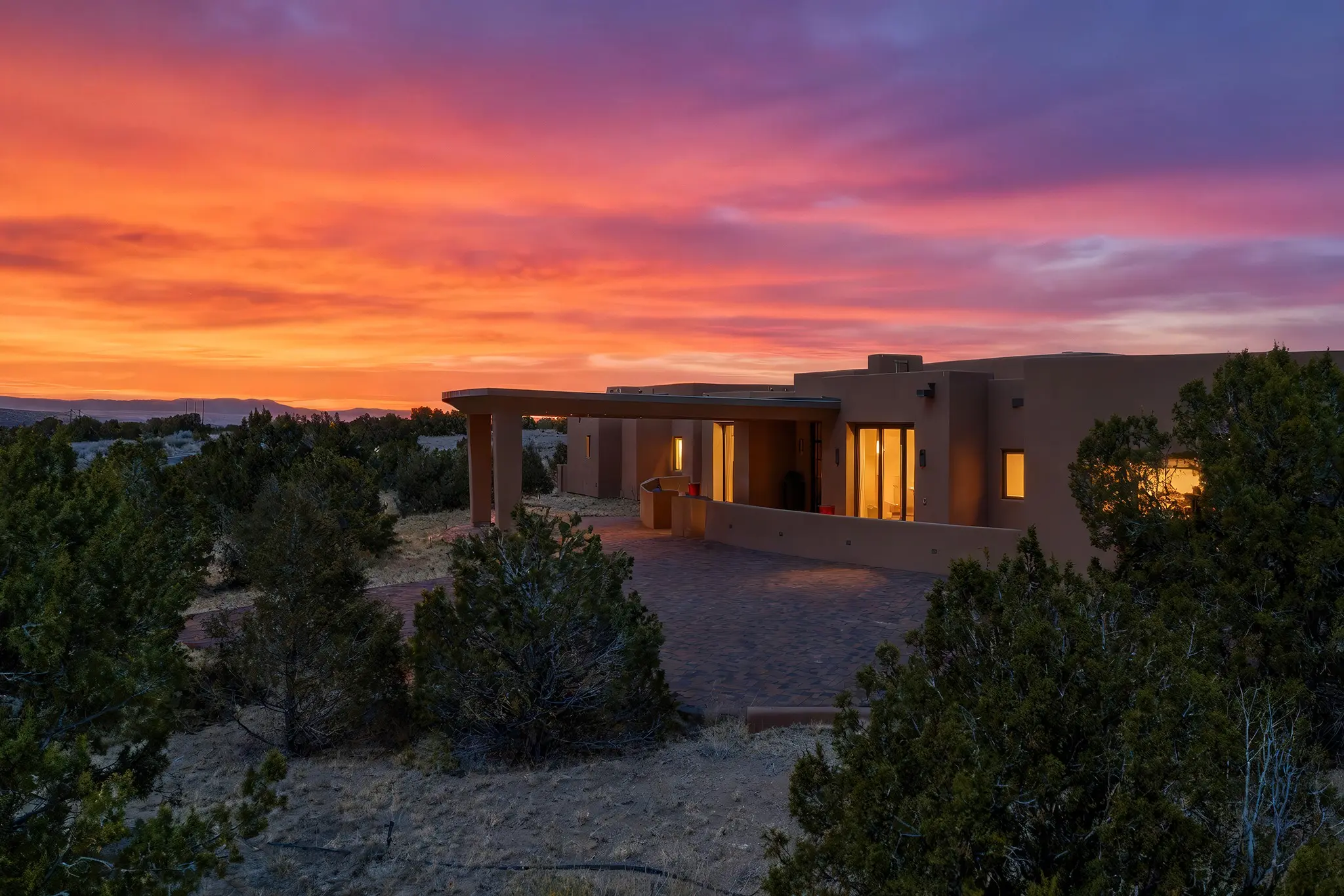 17 Hacienda Vaquero, Santa Fe