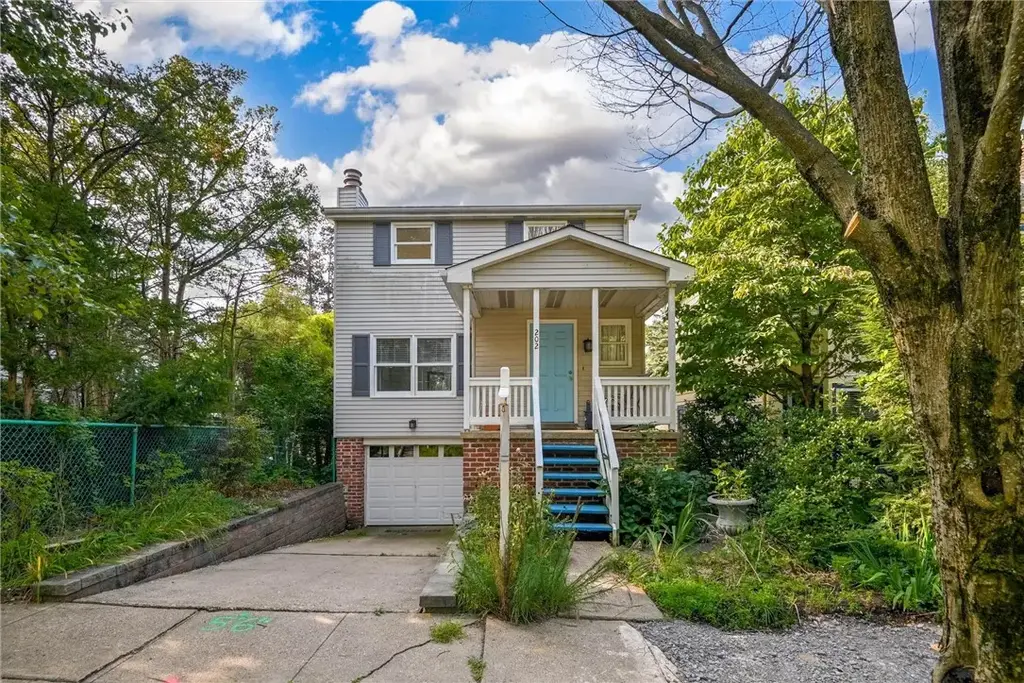 202 10th Street , Aspinwall