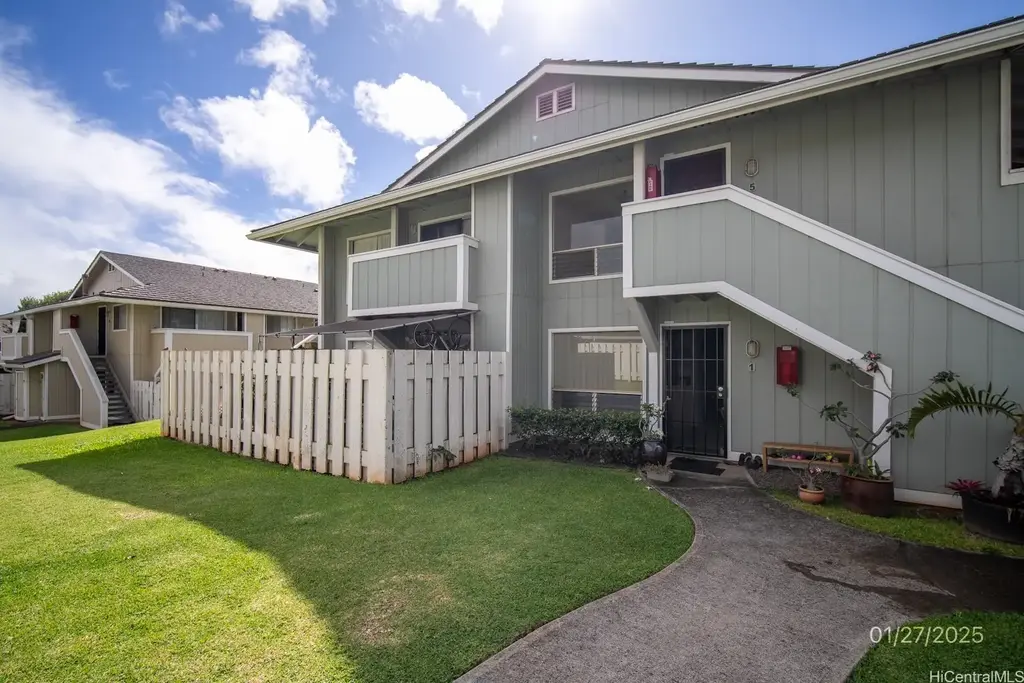 94-716 Paaono Street # X5, Waipahu