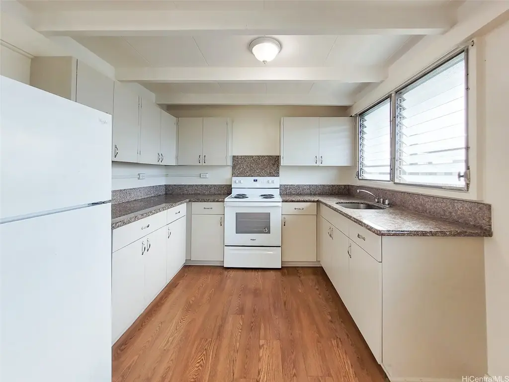 94-820 Awanei Street # 306, Waipahu