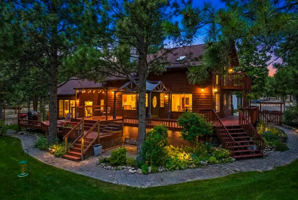 6260 Head Lane, Helena