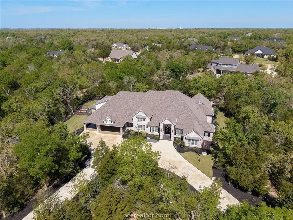 3743 Chaco Canyon Drive, College Station