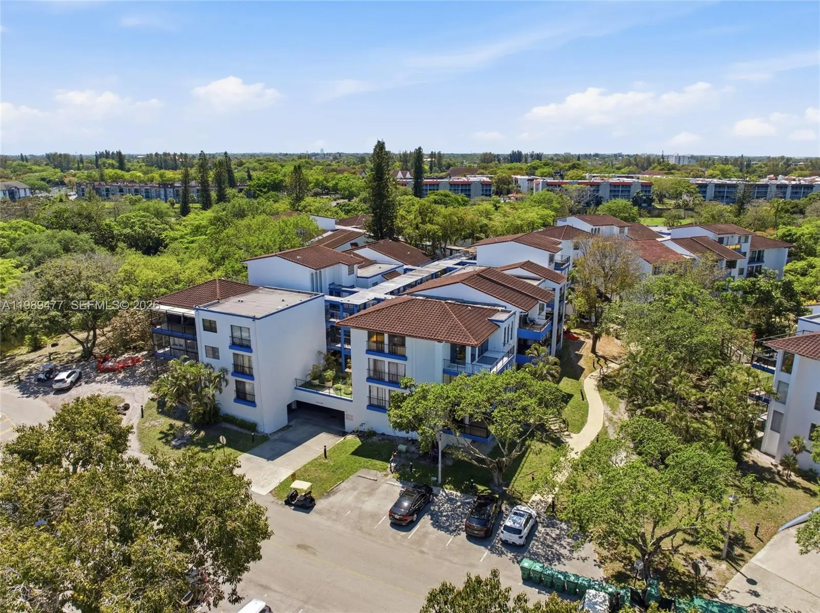 Photo of Listing #A11989477