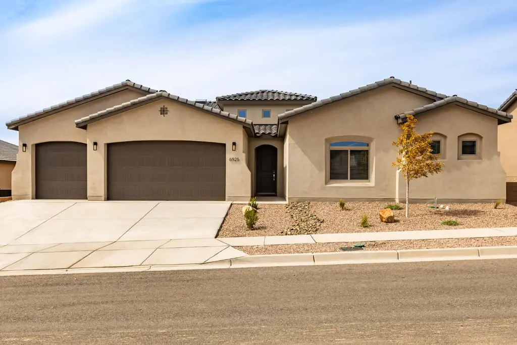 6925 Archer Road Ne, Rio Rancho