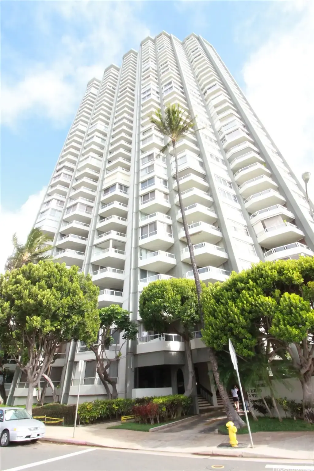 2600 Pualani Way # 905, Honolulu